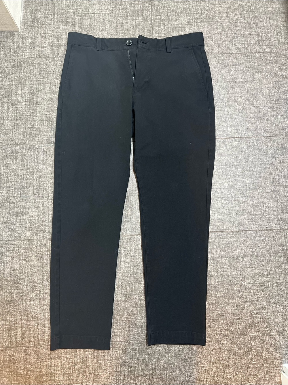 Zara Men's Black Casual Trousers - Classic Straight Fit size 32